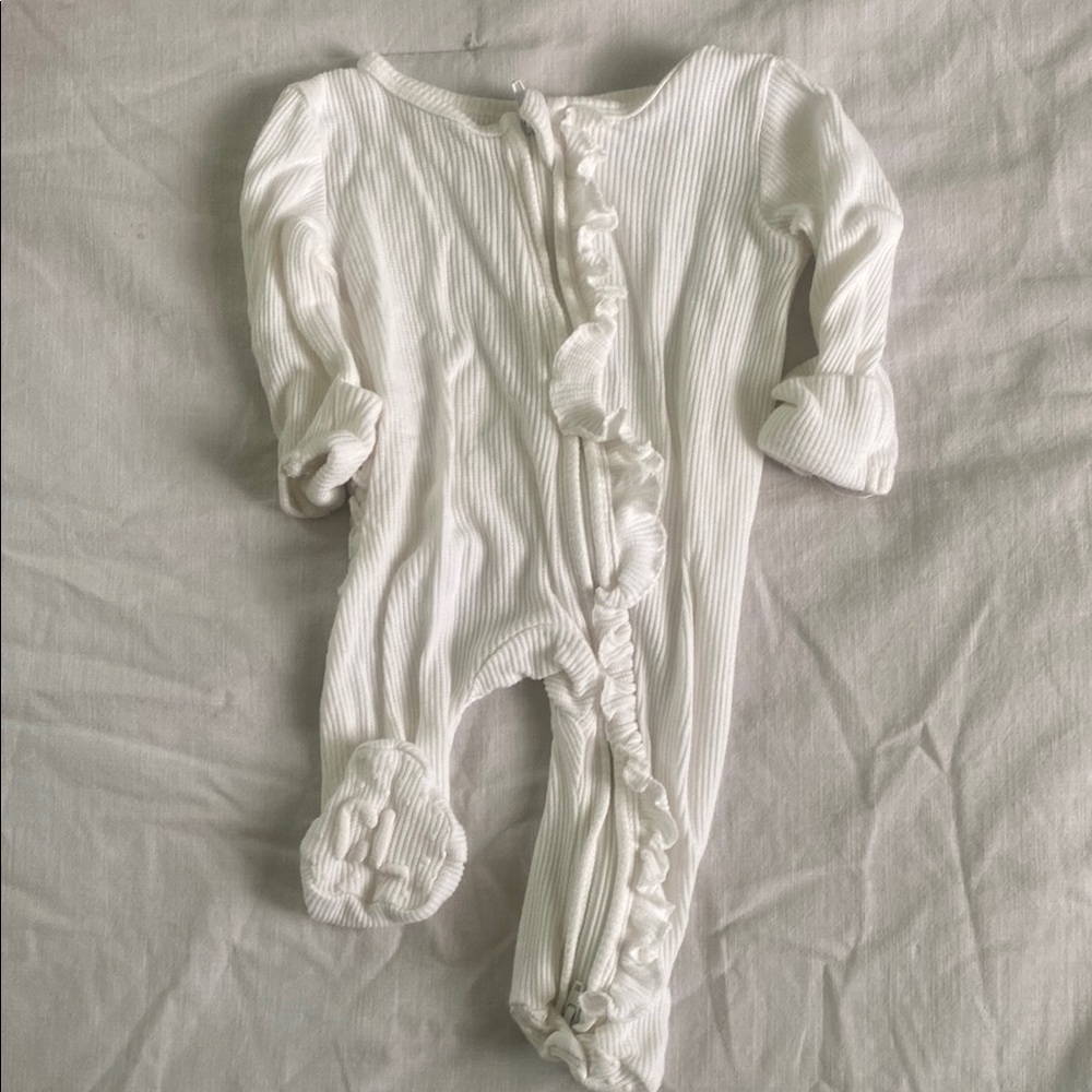 Caden Lane White Ruffled Footie